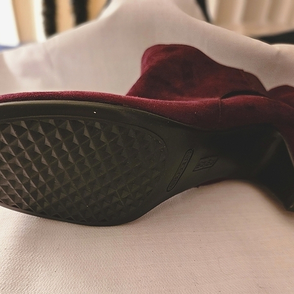 Aerosols Booties NWOT - Picture 4 of 4